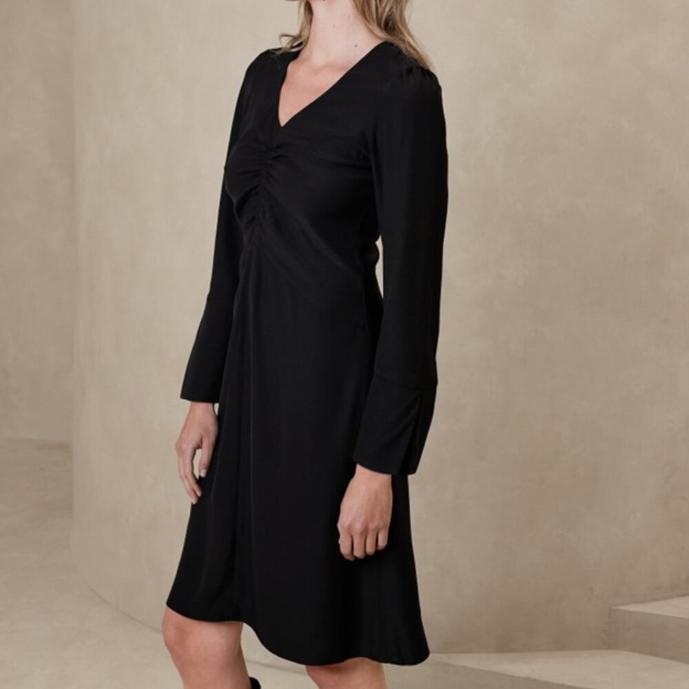 NWT, $120, BANANA REPUBLIC Shirred Black Dress - 2